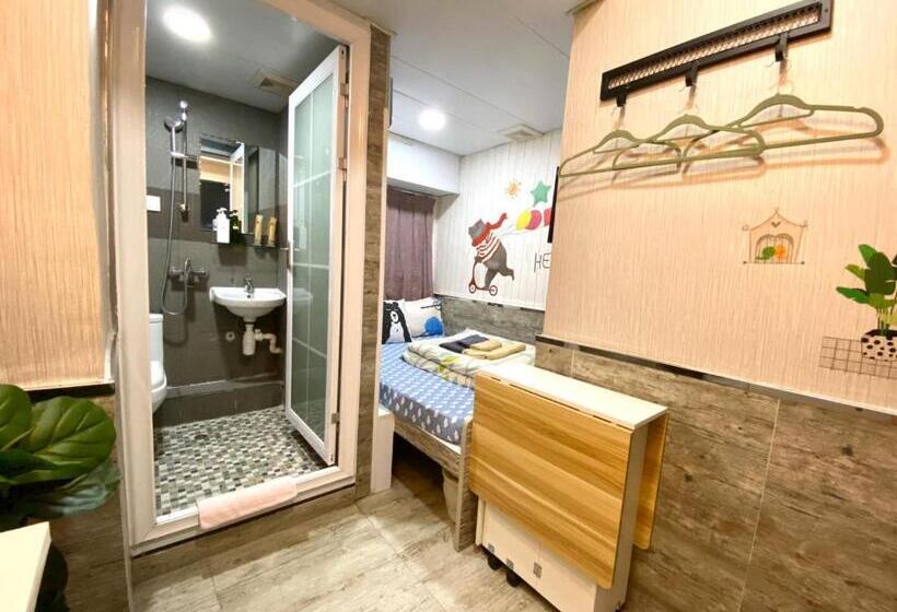 اتاق لوکس, Hong Kong Hostel