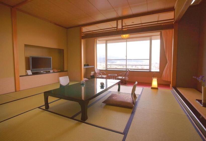 اتاق استاندارد با چشمانداز, Kaminoyu Onsen