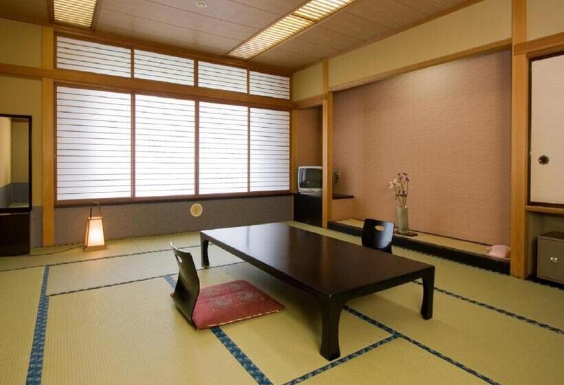 اتاق استاندارد با سرویس بهداشتی مشترک, Kaminoyu Onsen