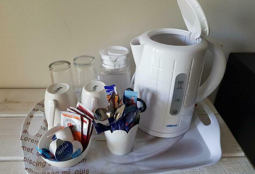 エコノミールーム, Outeniqua Enroute