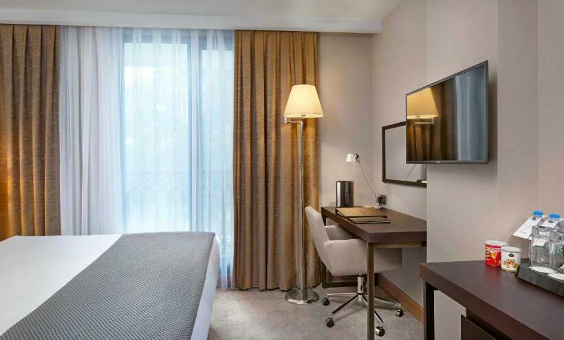 اتاق استاندارد, Port Bosphorus