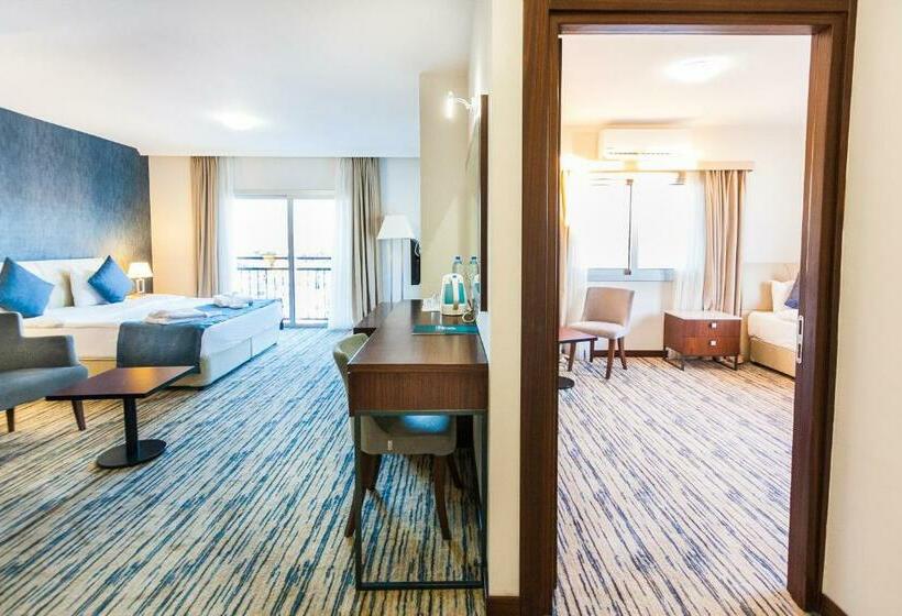 スイート, Port View