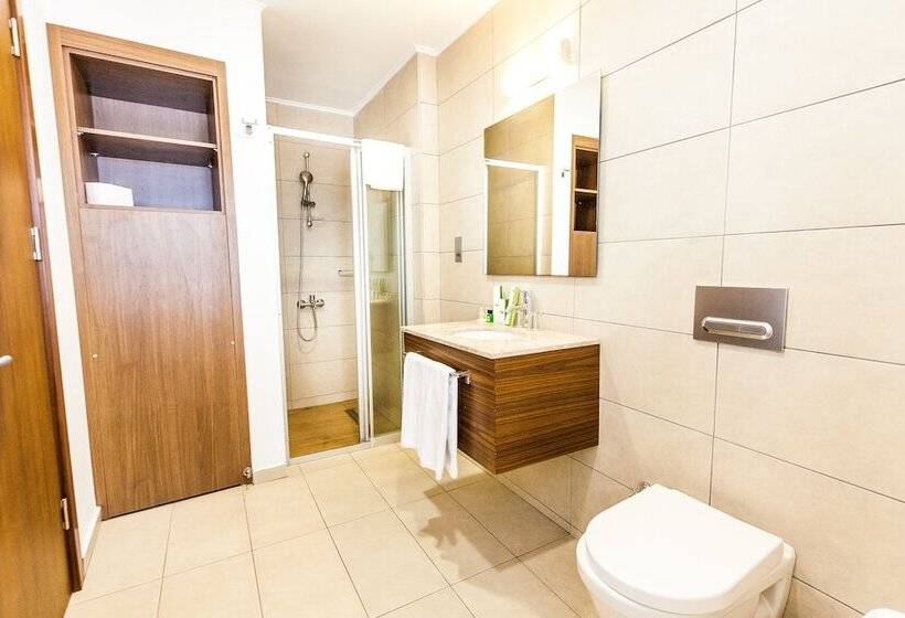 デラックスルーム, Port View