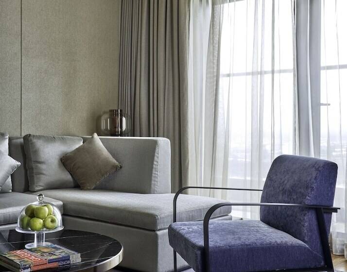 استودیوی استاندارد, The Den Bengaluru