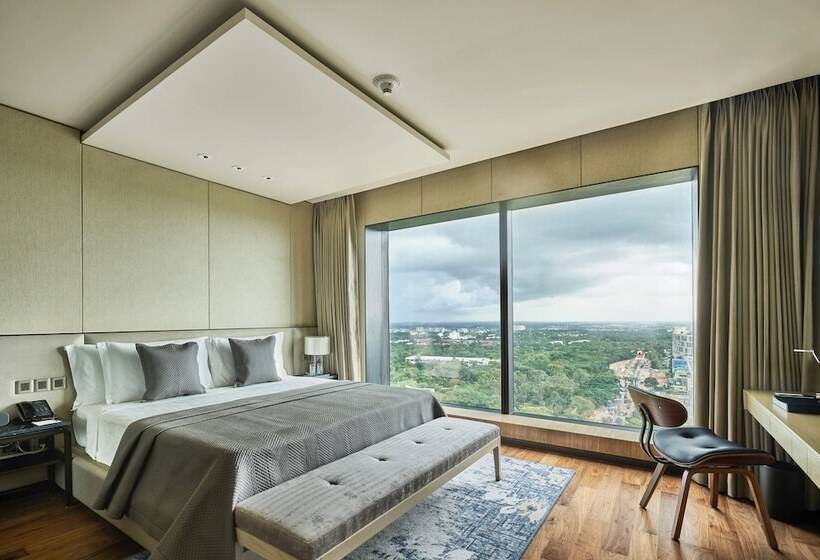 اتاق کلاب, The Den Bengaluru