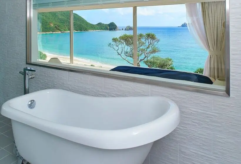 Camera Standard Vista Mare, The Scene
