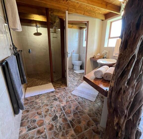 اتاق استاندارد چهار تخته با چشم‌انداز دریا, Tniqua Stable Inn