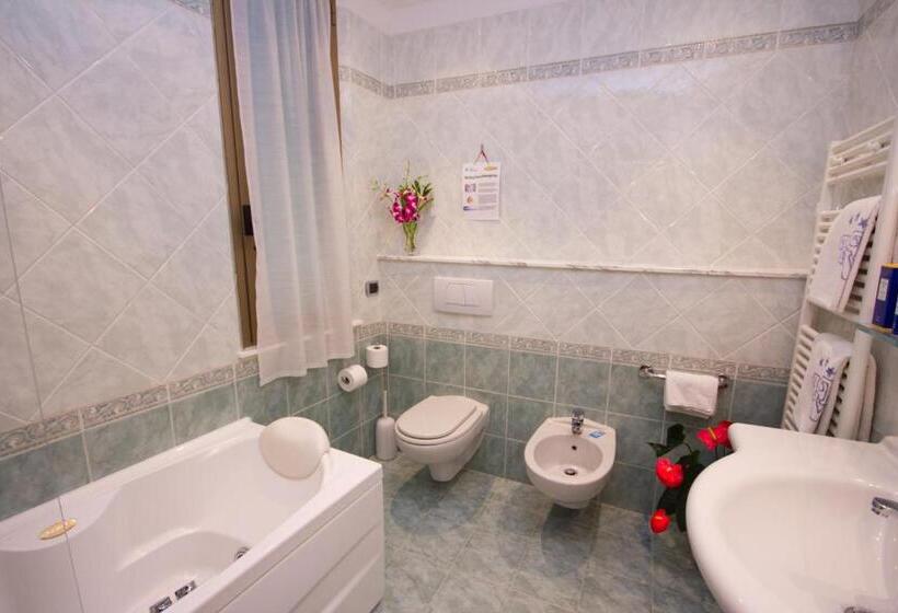 4인용 수피리어 룸, Villa Luca