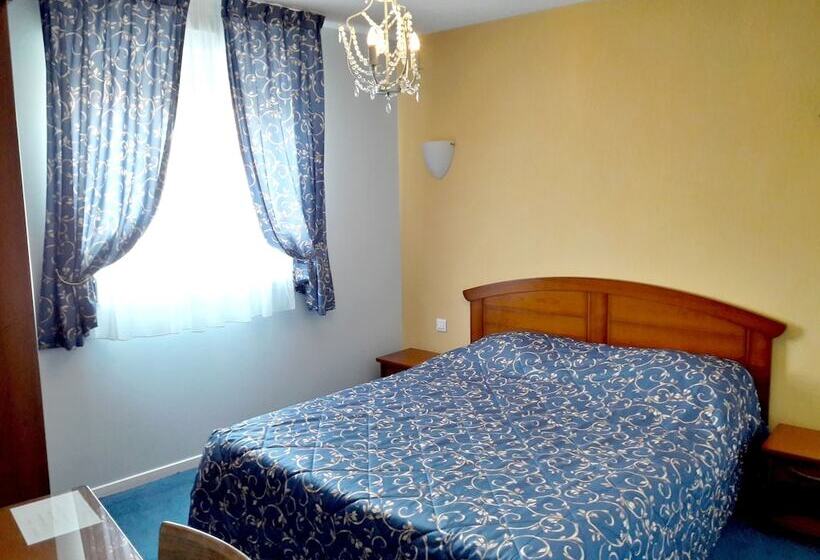 חדר סטנדרט, Logis Hôtel & Restaurant Du Chemin Des Dames