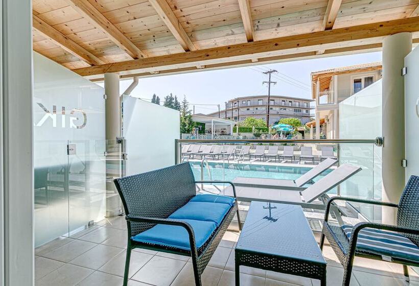 コンフォートルーム, Palapart Gikas Gouvia