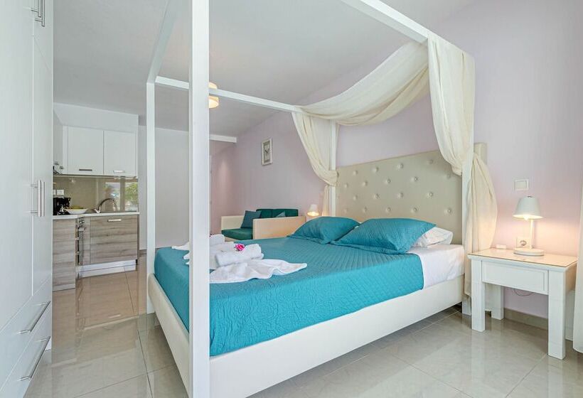 コンフォートルーム, Palapart Gikas Gouvia