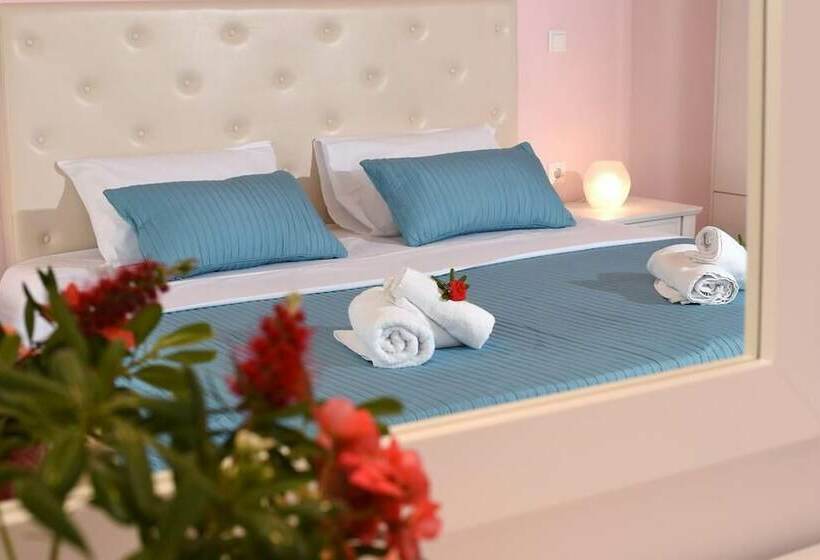 コンフォーとスイートルーム, Palapart Gikas Gouvia