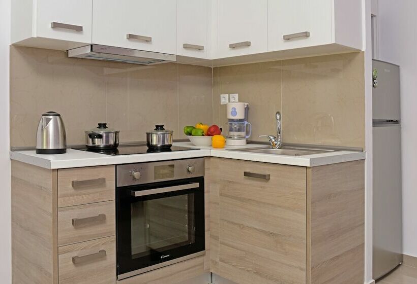 コンフォートルーム, Palapart Gikas Gouvia