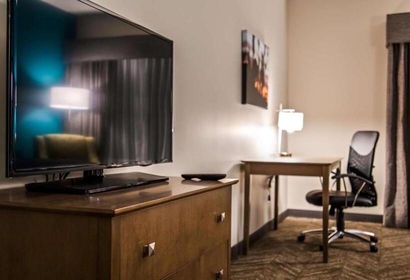 带大床的套房, Best Western Plus Bolivar Hotel & Suites