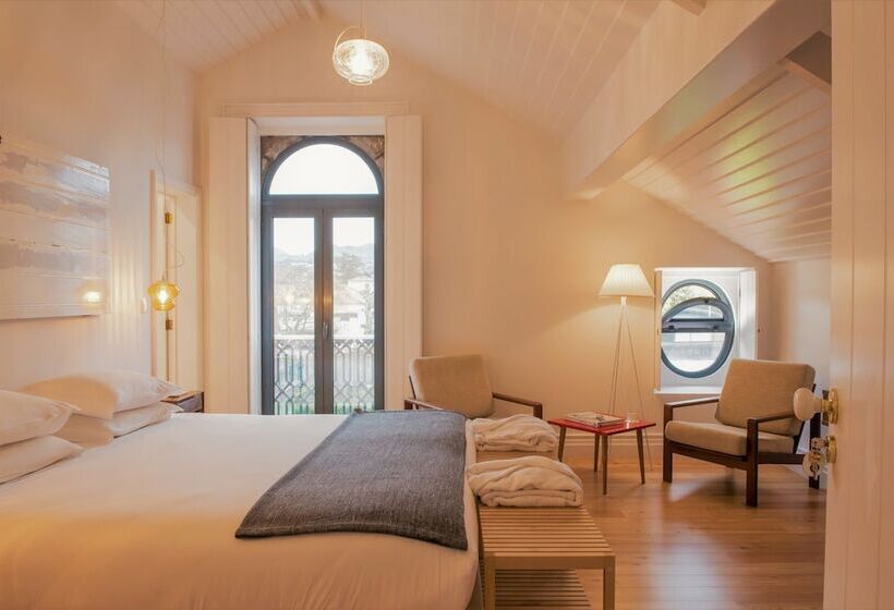 غرفة قياسية ثلاثية, Herdade Do Ananas