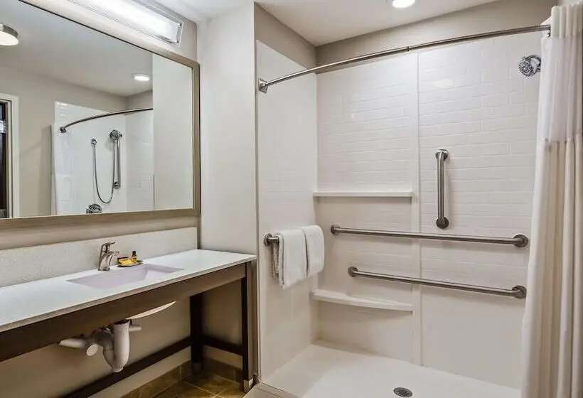 スイート, Best Western Plus Bolivar Hotel & Suites