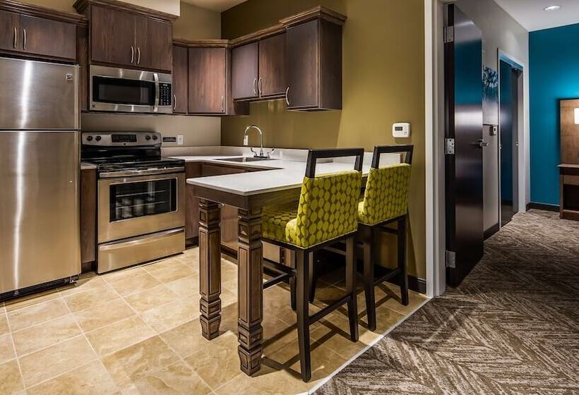 جناح, Best Western Plus Bolivar Hotel & Suites