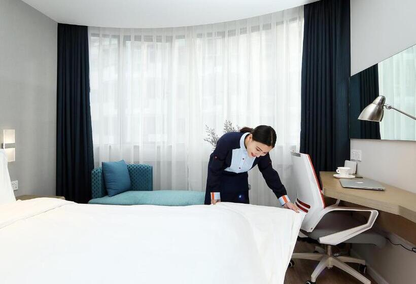 اتاق سوپریور با تخت بزرگ, Holiday Inn Express   Xiamen City Center, An Ihg