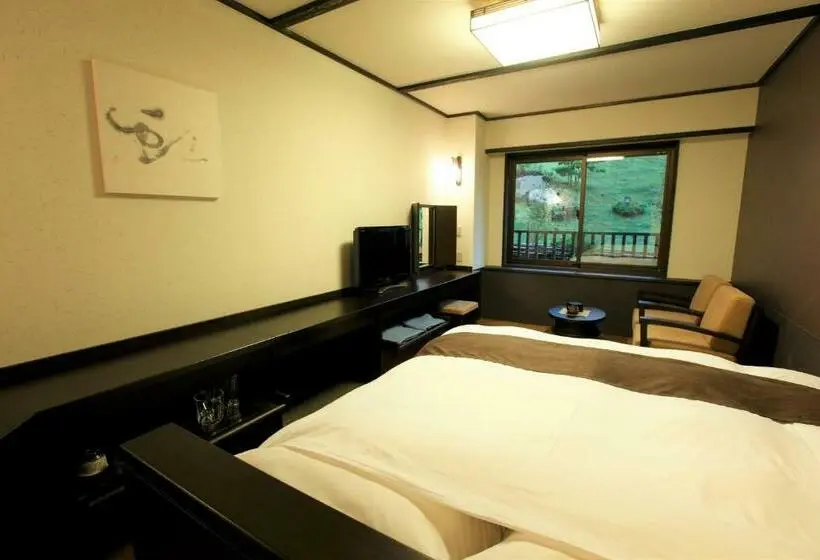 Standard-huone, Konoha