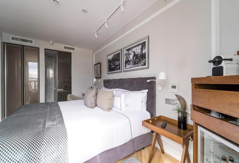 基本间, Lasala Plaza Hotel   Adults Only