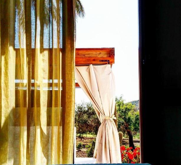 Номер Стандарт, Borgo Giallonardo Wine Relais