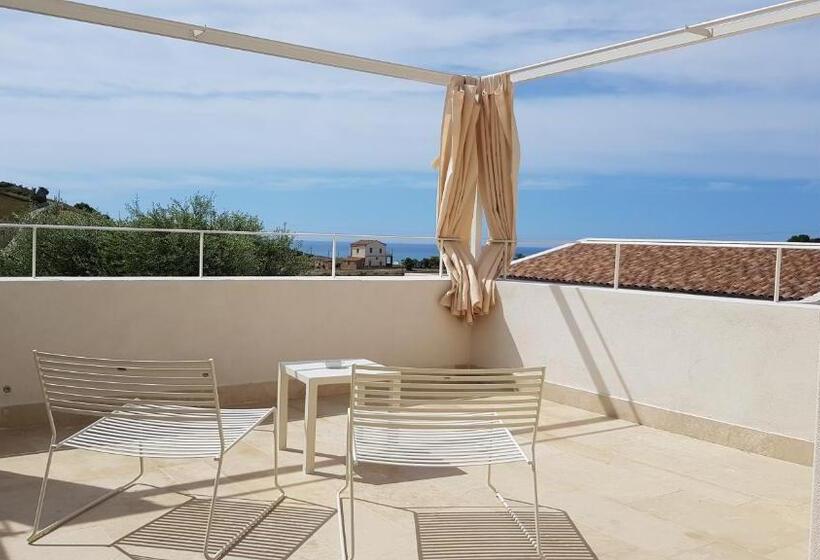 Полулюкс Вид на Море, Borgo Giallonardo Wine Relais