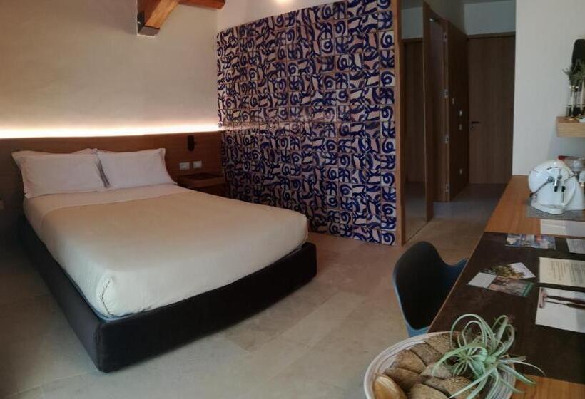 Номер Deluxe Вид на Море, Borgo Giallonardo Wine Relais