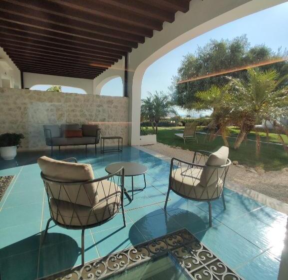 Люкс Кровать Кинг, Borgo Giallonardo Wine Relais