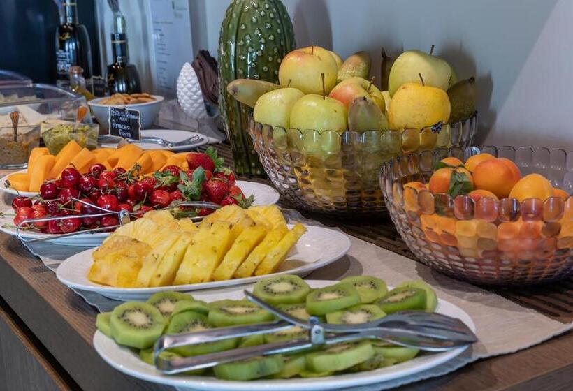 Номер Deluxe Вид на Море, Borgo Giallonardo Wine Relais