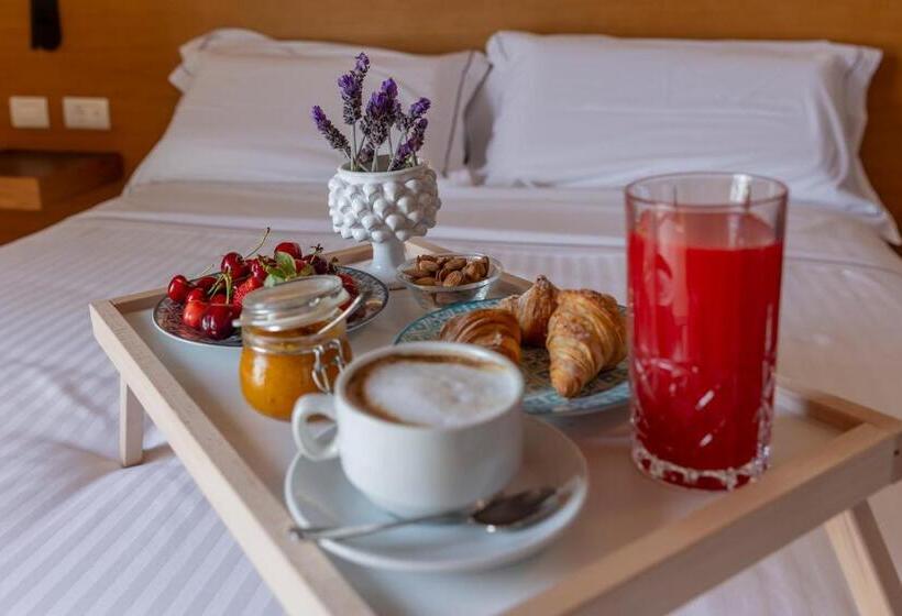 Номер Deluxe Вид на Море, Borgo Giallonardo Wine Relais