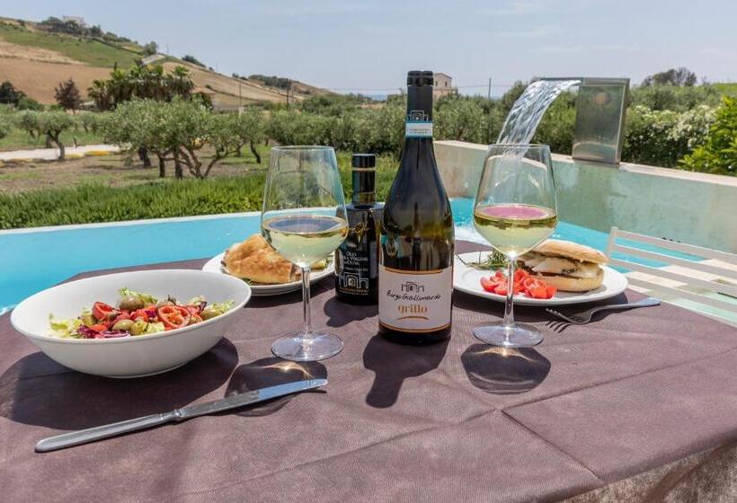 Номер Superior, Borgo Giallonardo Wine Relais