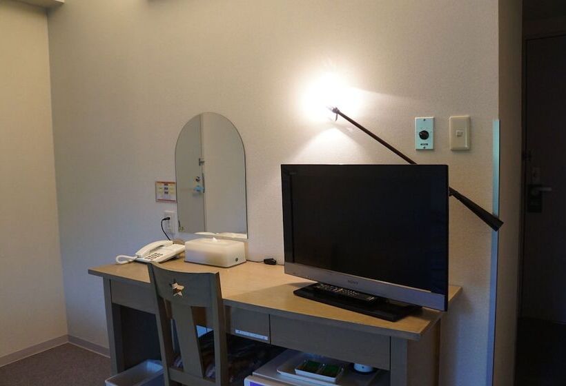 Camera Executive, Stelle Belle