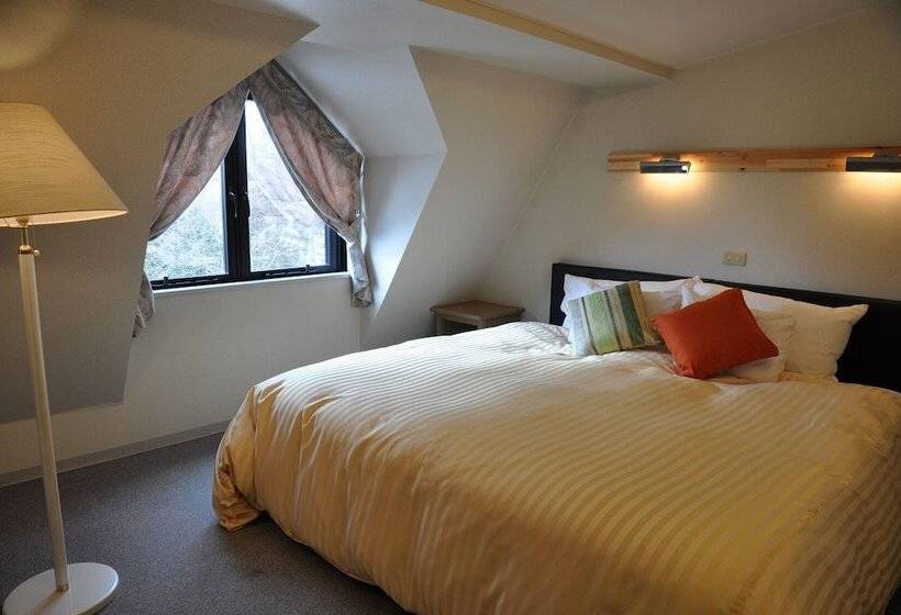 Camera Executive, Stelle Belle