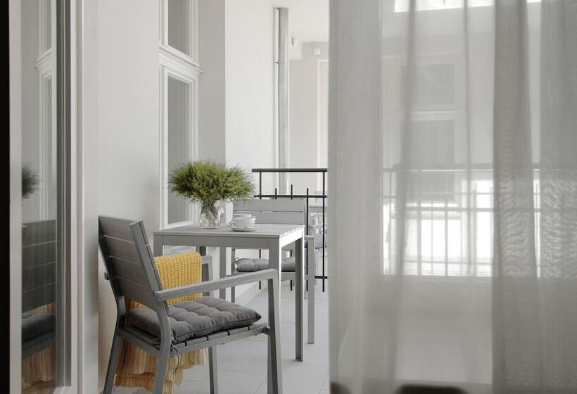 Апартаменты 1 Спальня, Stradonia Serviced Apartments