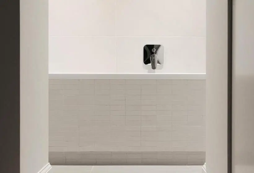 1 Bedroom Penthouse Apartment, Stradonia Serviced Apartments