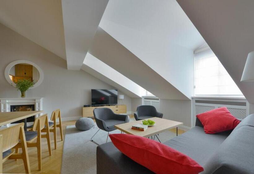 Апартаменты Пентхаус 1 Спальня, Stradonia Serviced Apartments