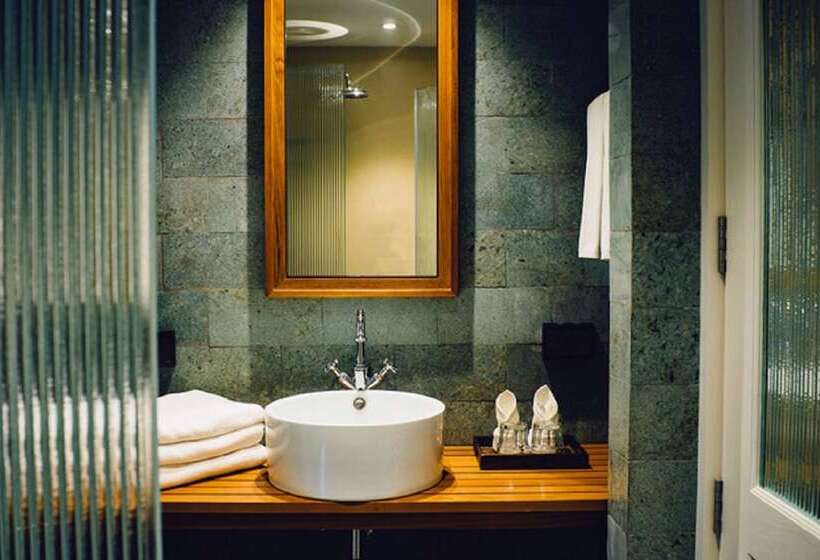 סוויטת סופריור, The Beach Samui