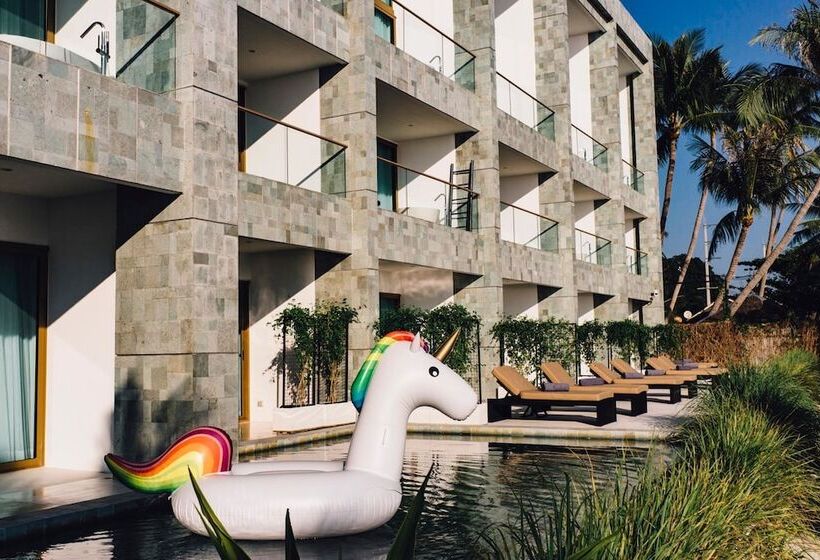 סוויטת סופריור, The Beach Samui