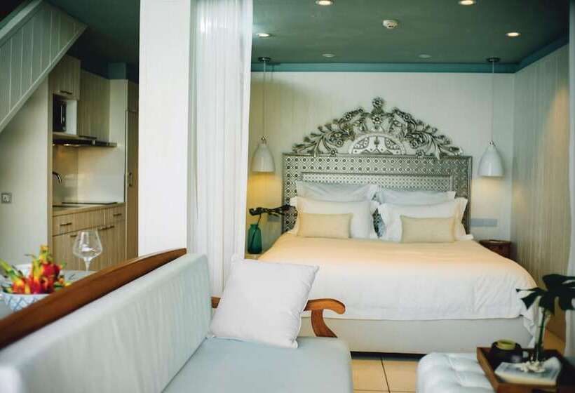 סוויטת 2 חדרי שינה, The Beach Samui