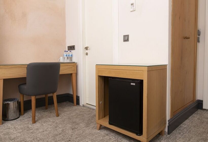 חדר סטנדרט לשלושה, Premist Hotels Taksim