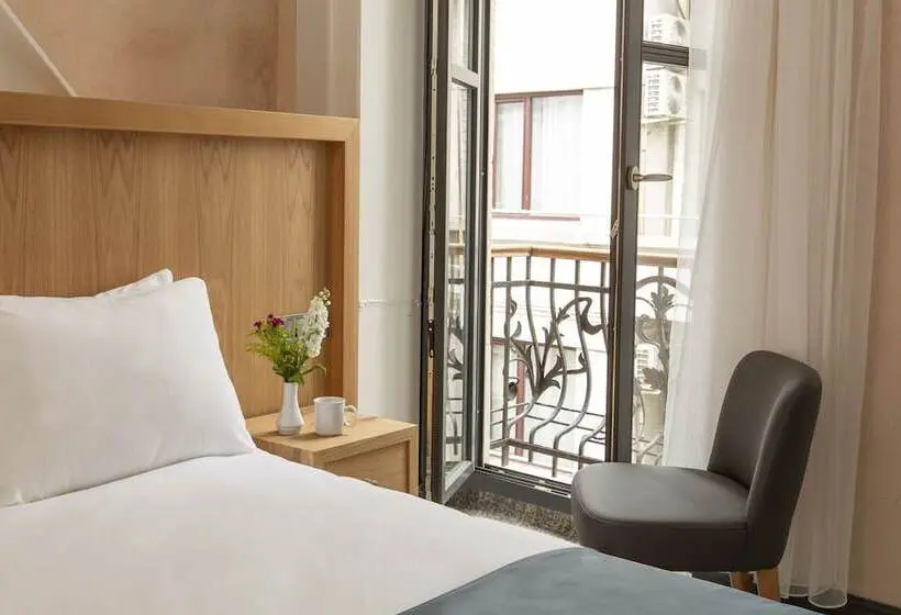 اتاق سوپریور با بالکن, Premist Hotels Taksim