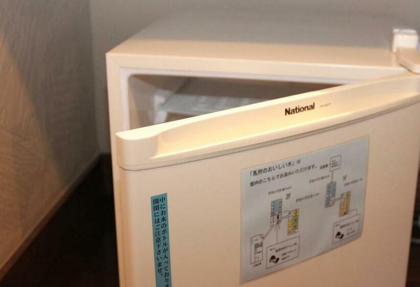 バス共有のスタンダードルーム, Toyota Shirakawa-go Eco-institute