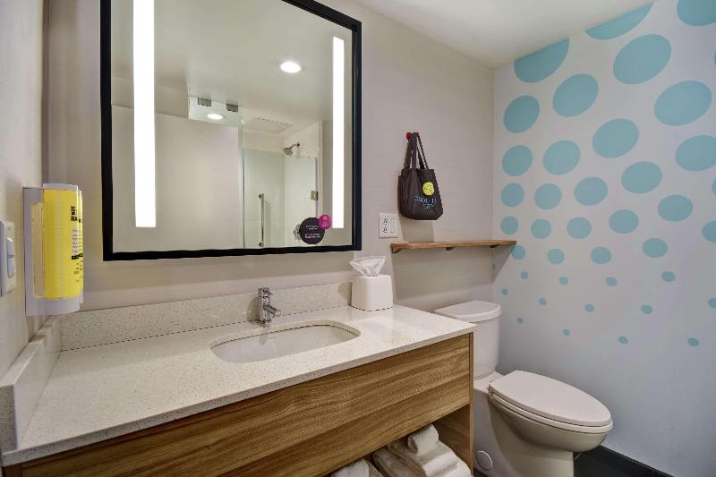 غرفة قياسية سرير كينج, Tru By Hilton Syracusecamillus