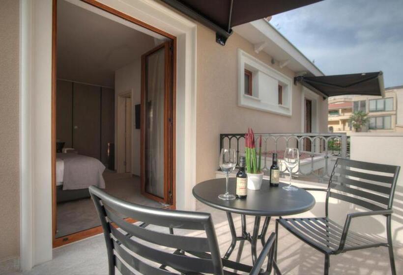 اتاق سوپریور, Villa Gracia