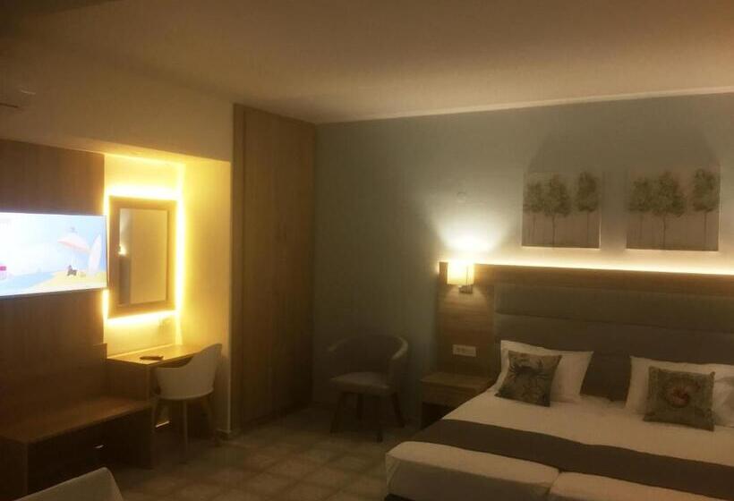 标准工作室, Aristo Apts