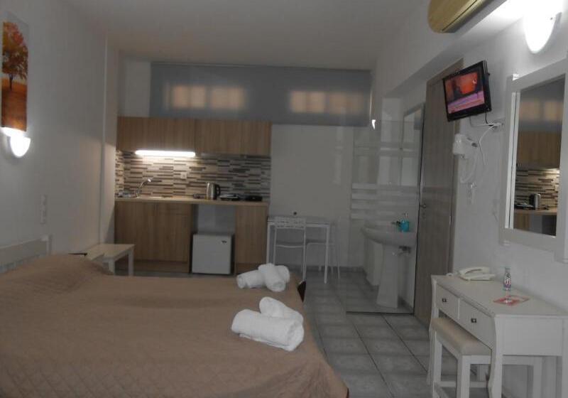 标准工作室, Aristo Apts