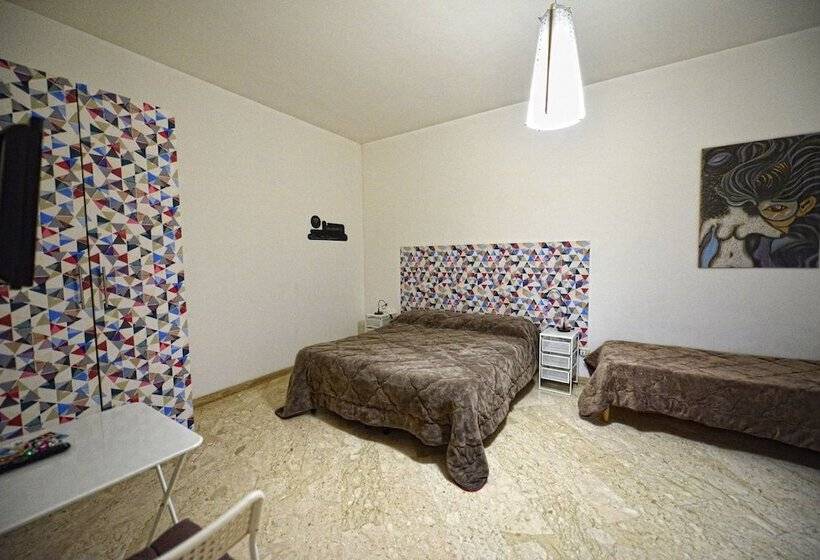 חדר סטנדרט, Aback Policlinico