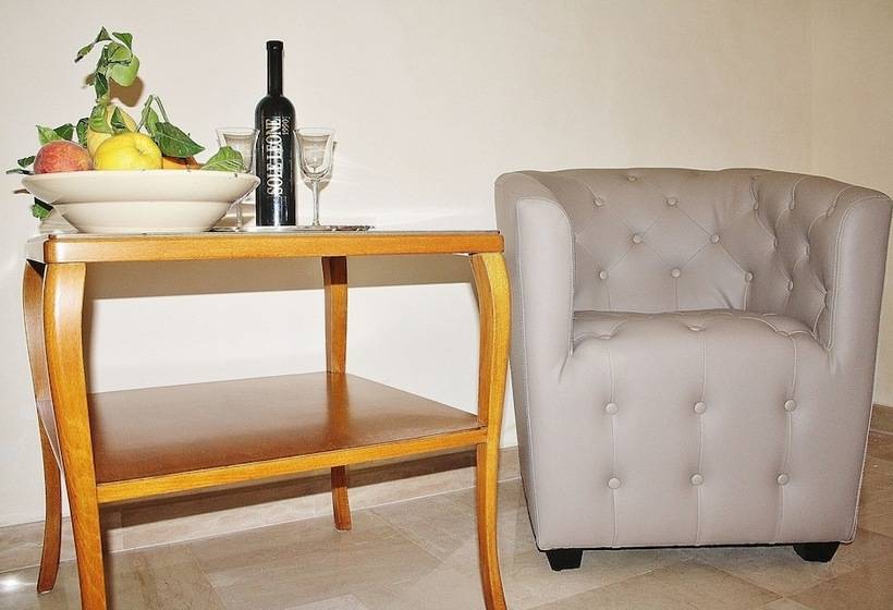 اتاق لوکس با چشمانداز باغ, Antica Masseria Torre Mozza