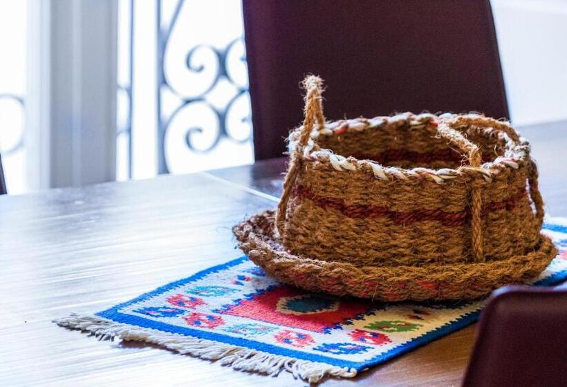 اتاق عادی, B&b La Corte