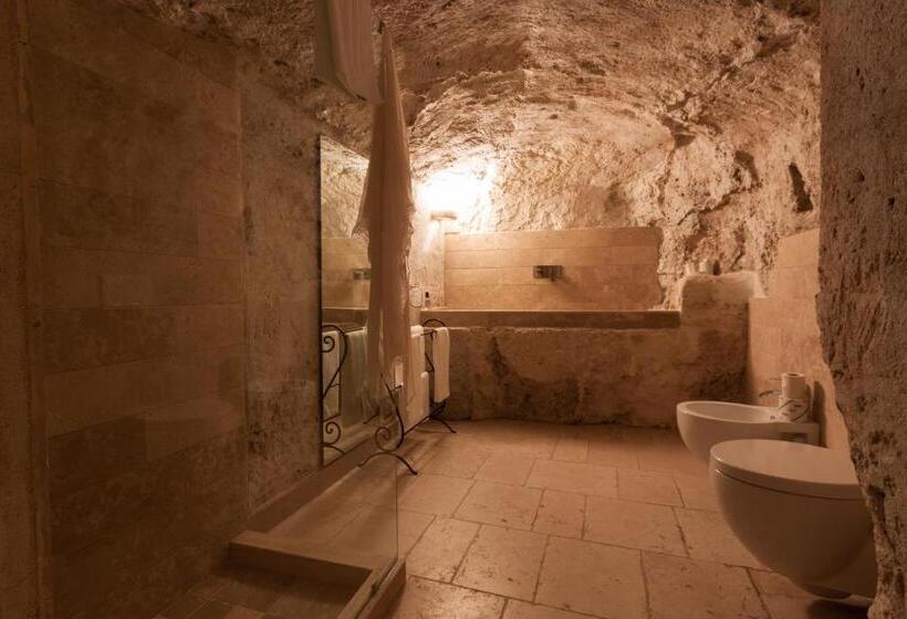 سوییت جونیور, B&b La Corte